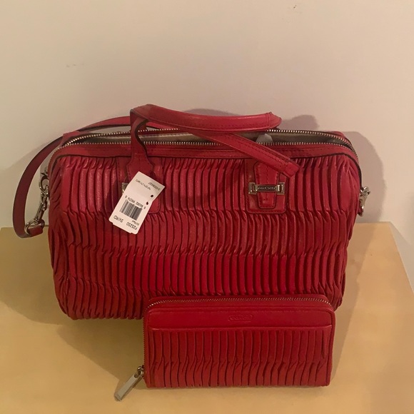 Brand new coach bag and wallet set - Picture 2 of 7